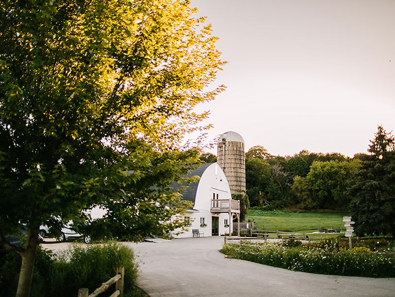 Wisconsin wedding barn